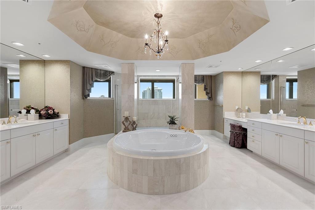 TRIESTE AT BAY COLONY - Residential