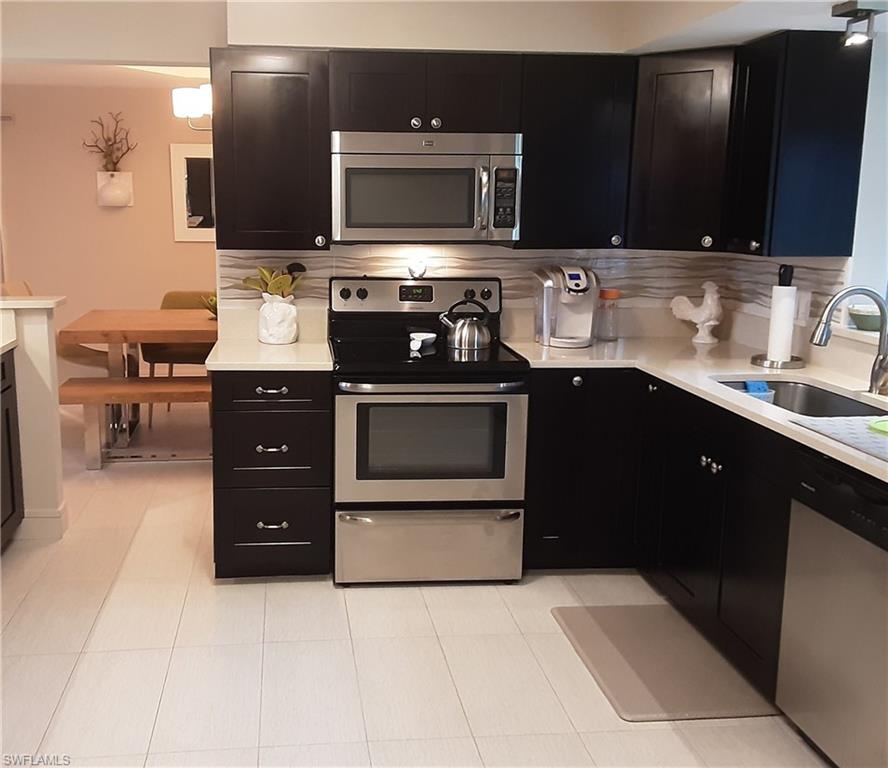 LELY GOLF ESTATES - Residential