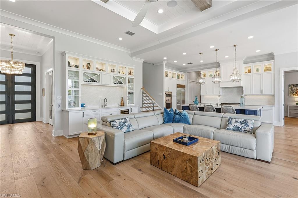 MARCO ISLAND - Residential