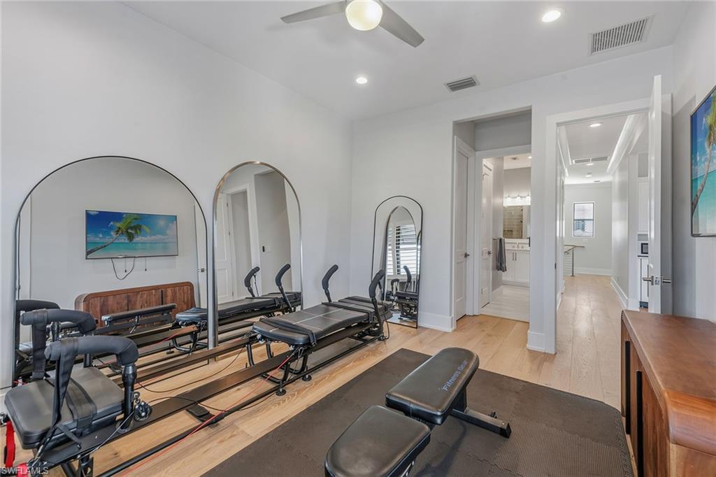 MARCO ISLAND - Residential