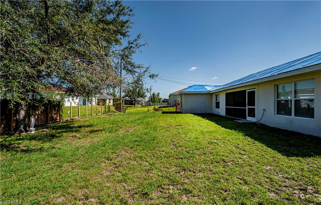 CAPE CORAL - Residential