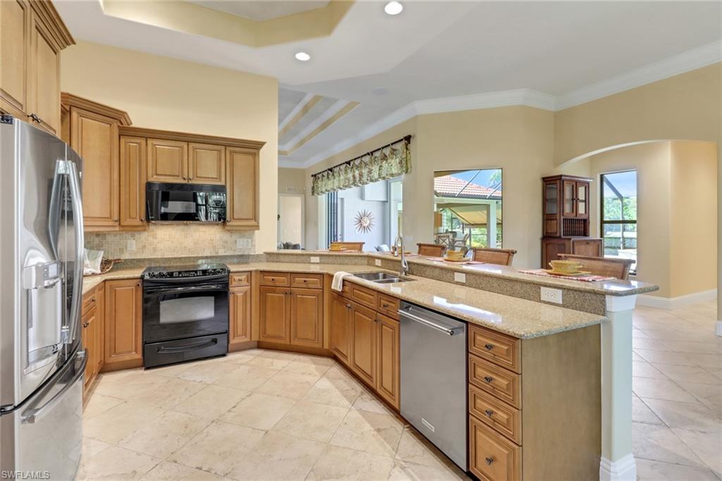 VILLA TUSCANY - Residential