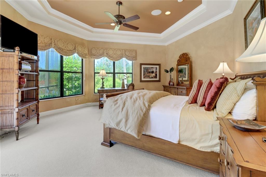 VILLA TUSCANY - Residential