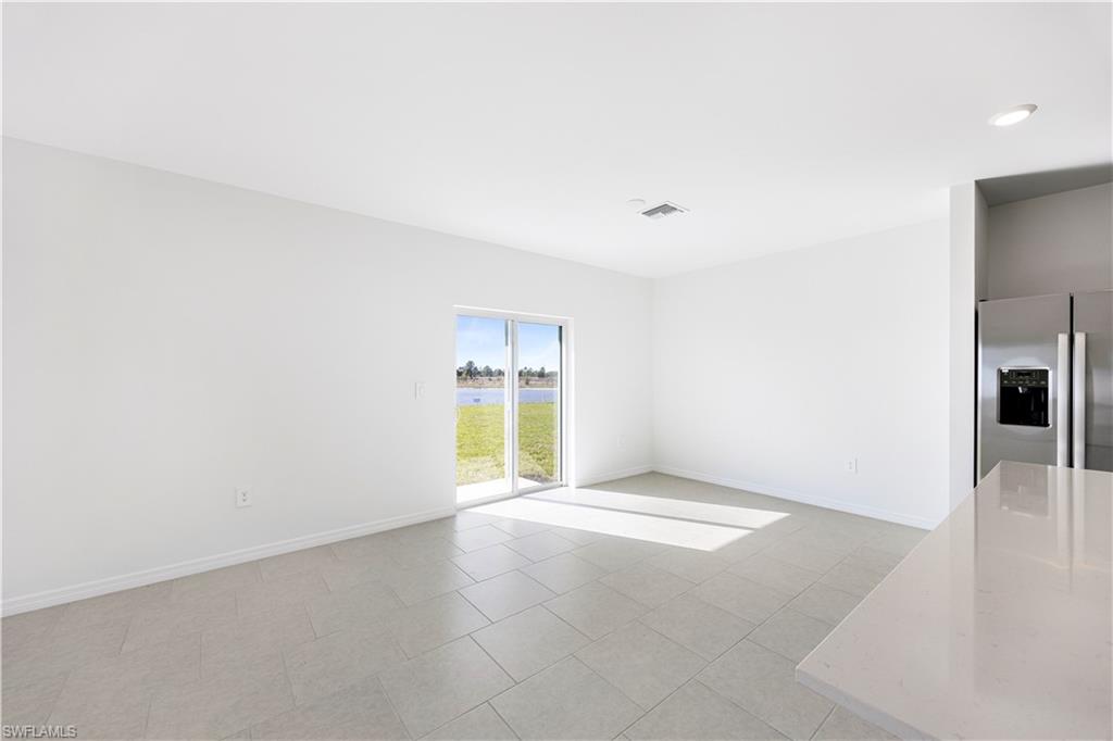 SAVANNA LAKES - Residential Lease