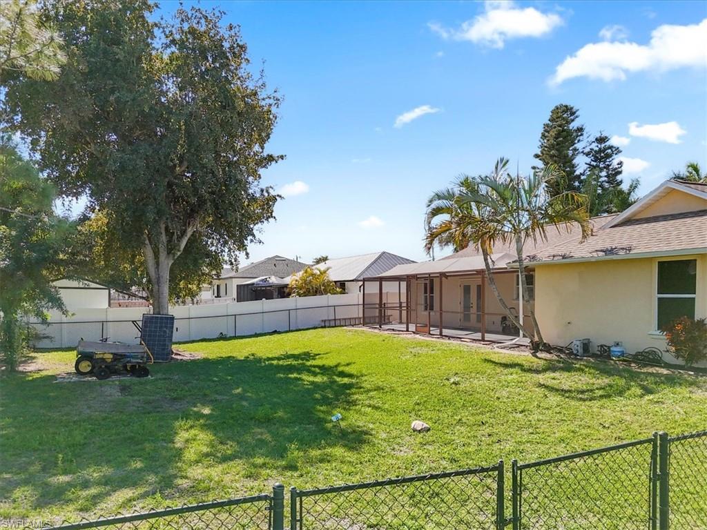 CAPE CORAL - Residential