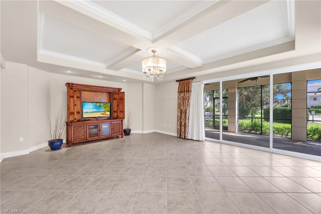 545 Avellino Isles CIR 102