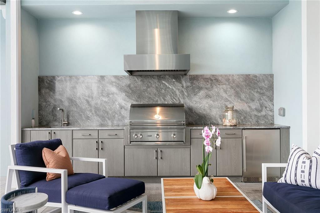 ISLES OF COLLIER PRESERVE - Residential