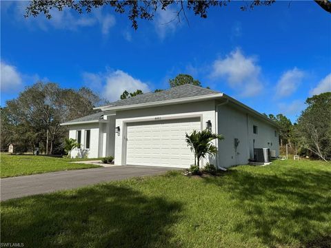 A home in NAPLES