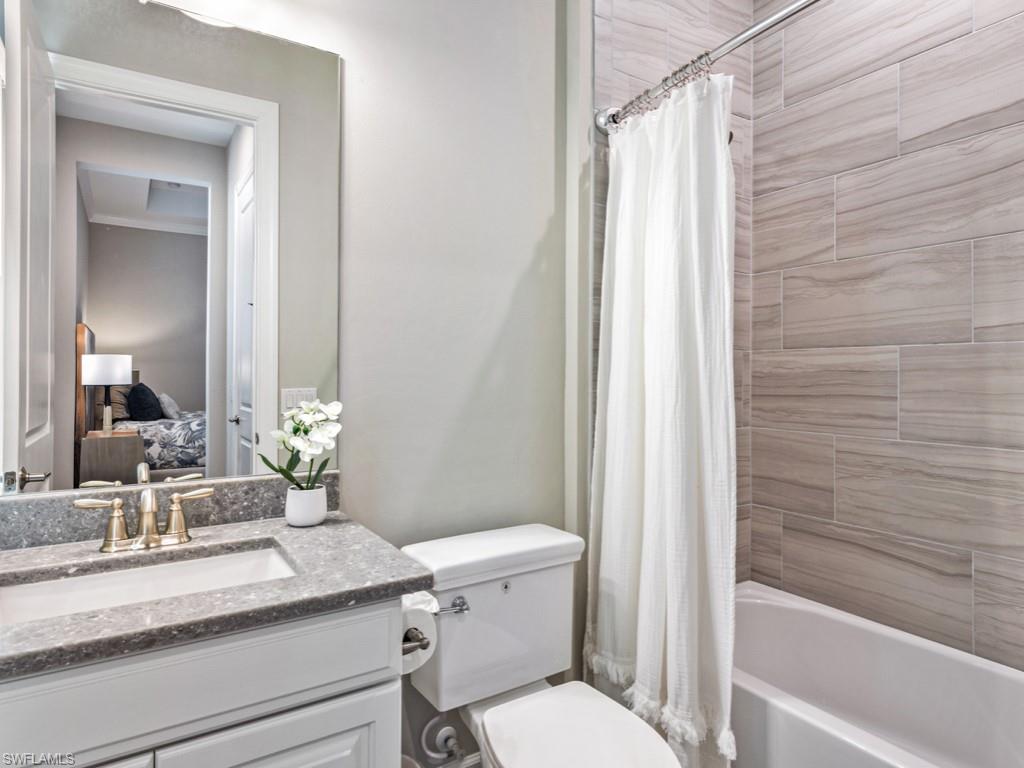 OYSTER HARBOR - Residential