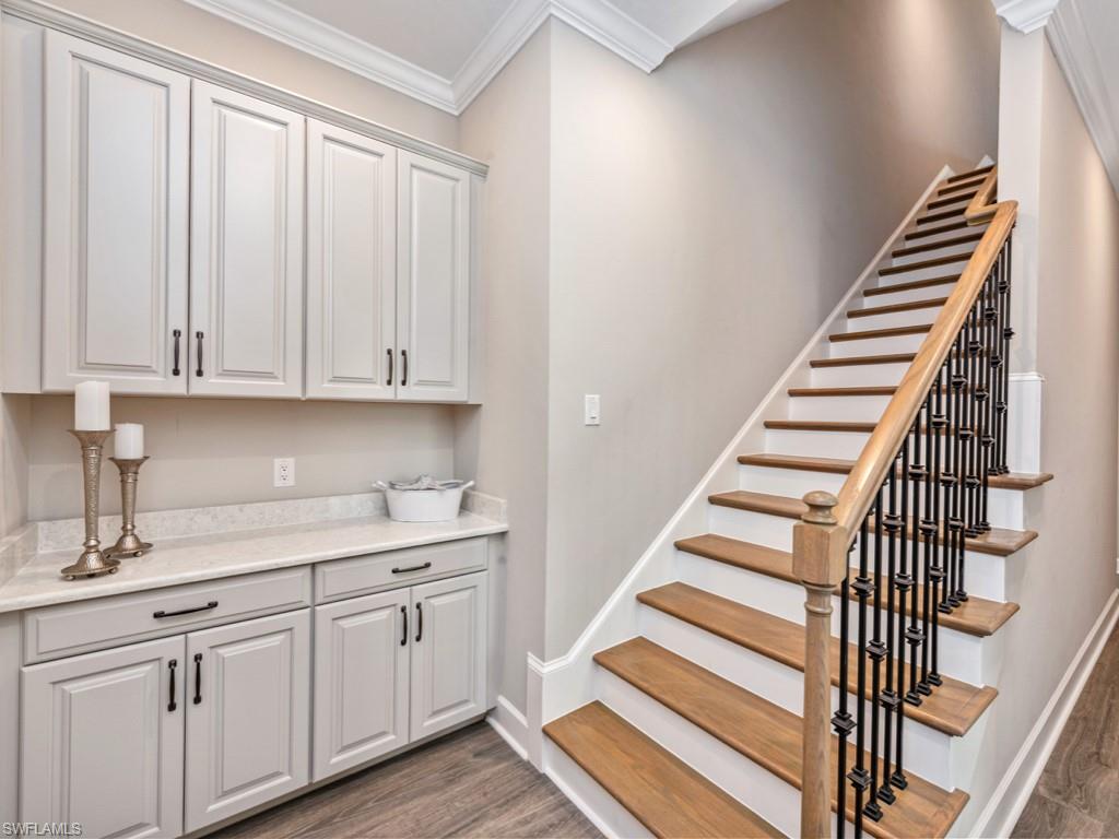 OYSTER HARBOR - Residential