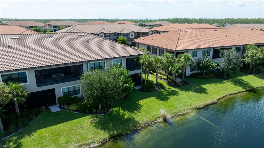 ESPLANADE - Residential