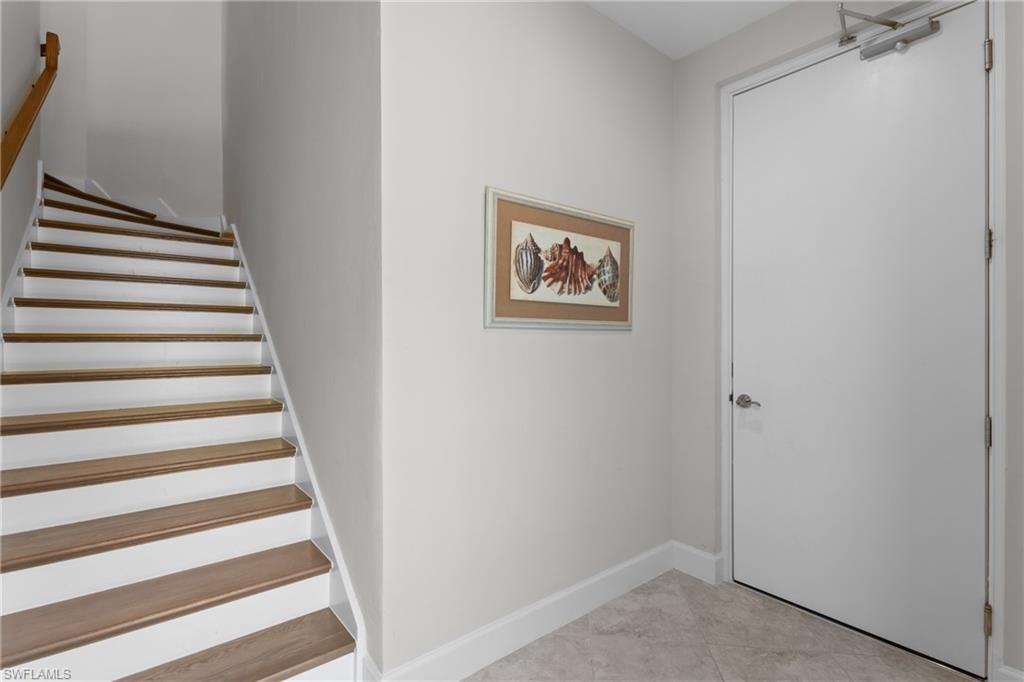 ESPLANADE - Residential