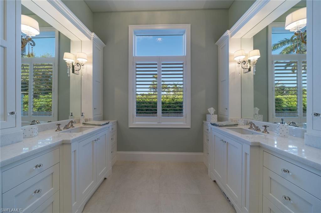 MOORINGS - Residential