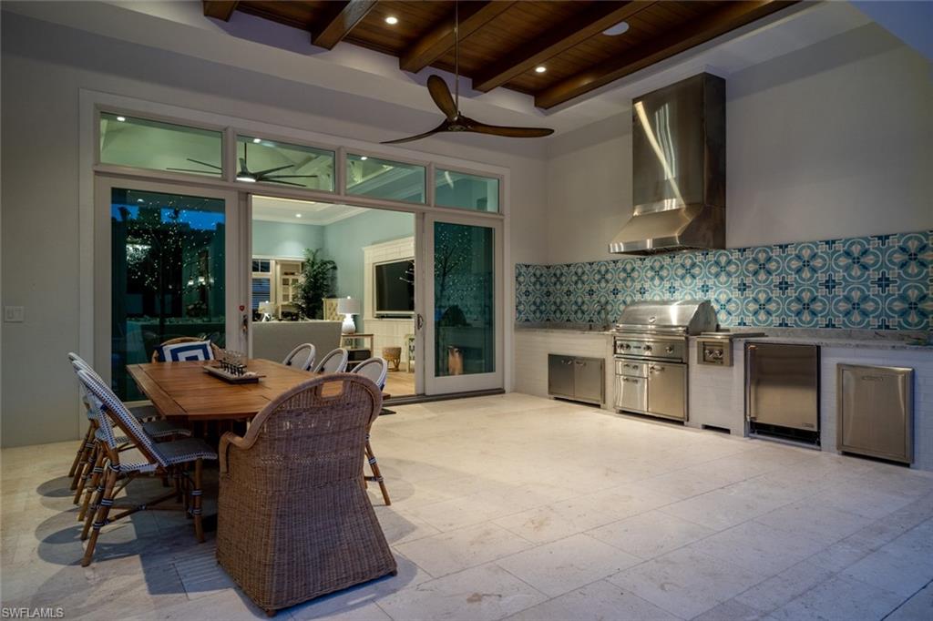 MOORINGS - Residential