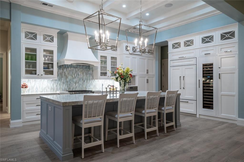 MOORINGS - Residential