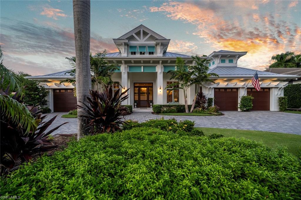 MOORINGS - Residential