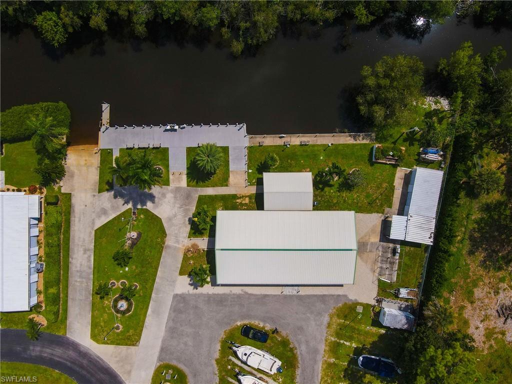 COACHLIGHT MANOR MOBILE HOME - Residential