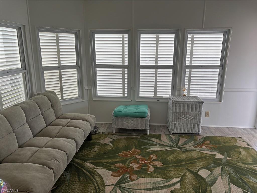 ENCHANTING SHORES - Residential