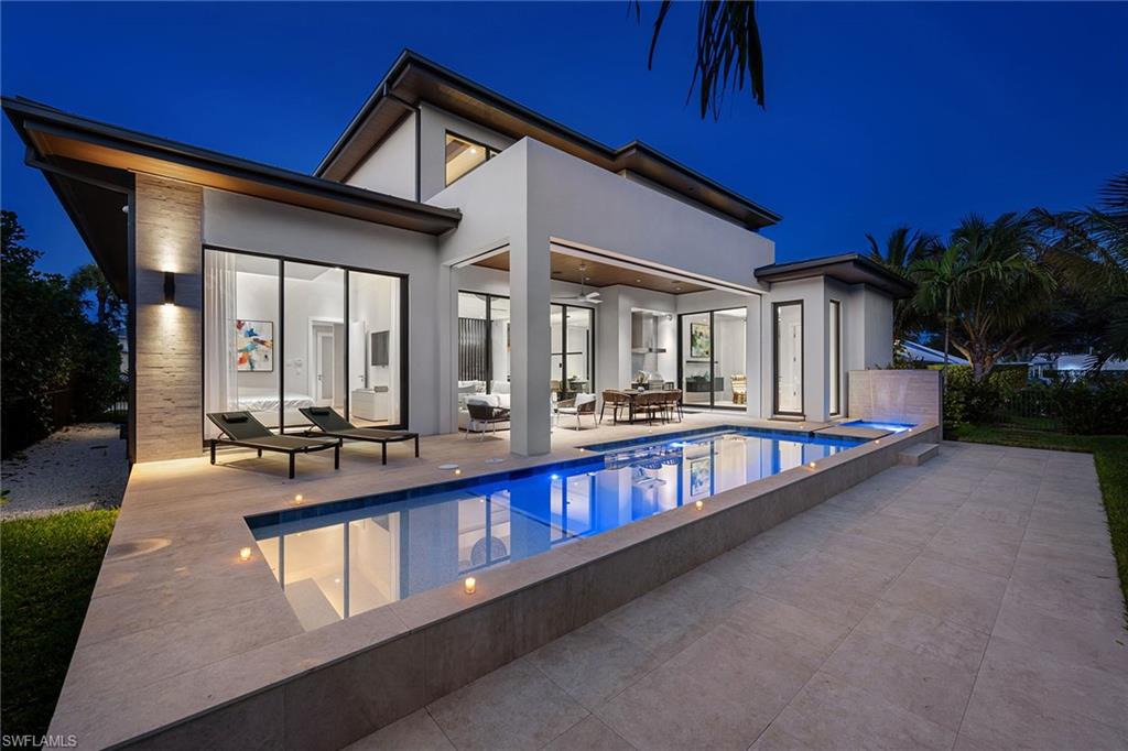 RIDGE LAKE - Residential