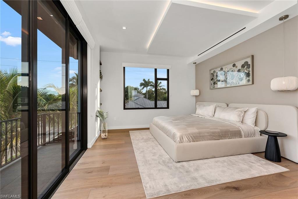 RIDGE LAKE - Residential