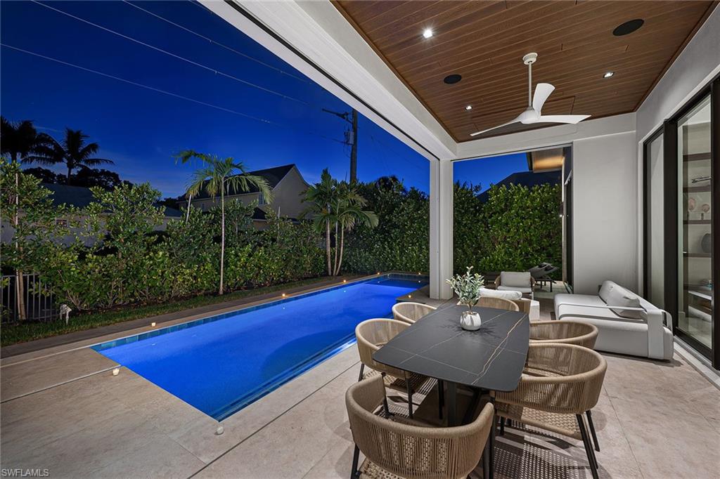 RIDGE LAKE - Residential