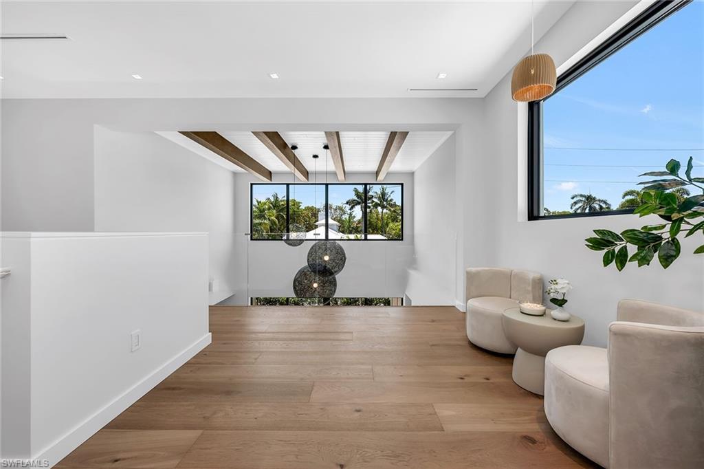 RIDGE LAKE - Residential