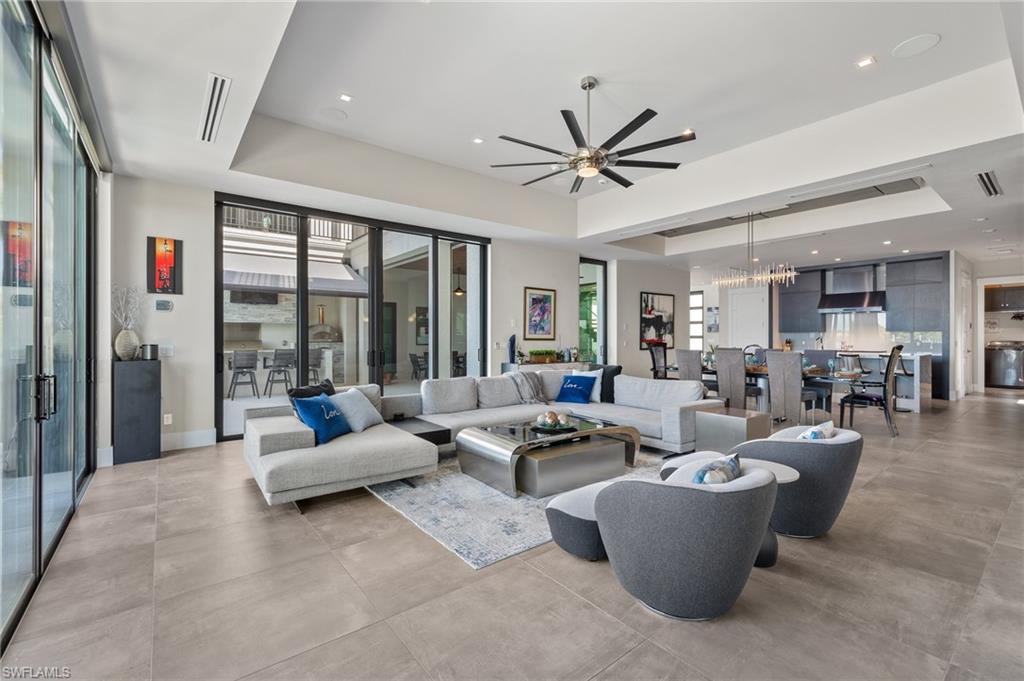 TOWN AND RIVER - Residential