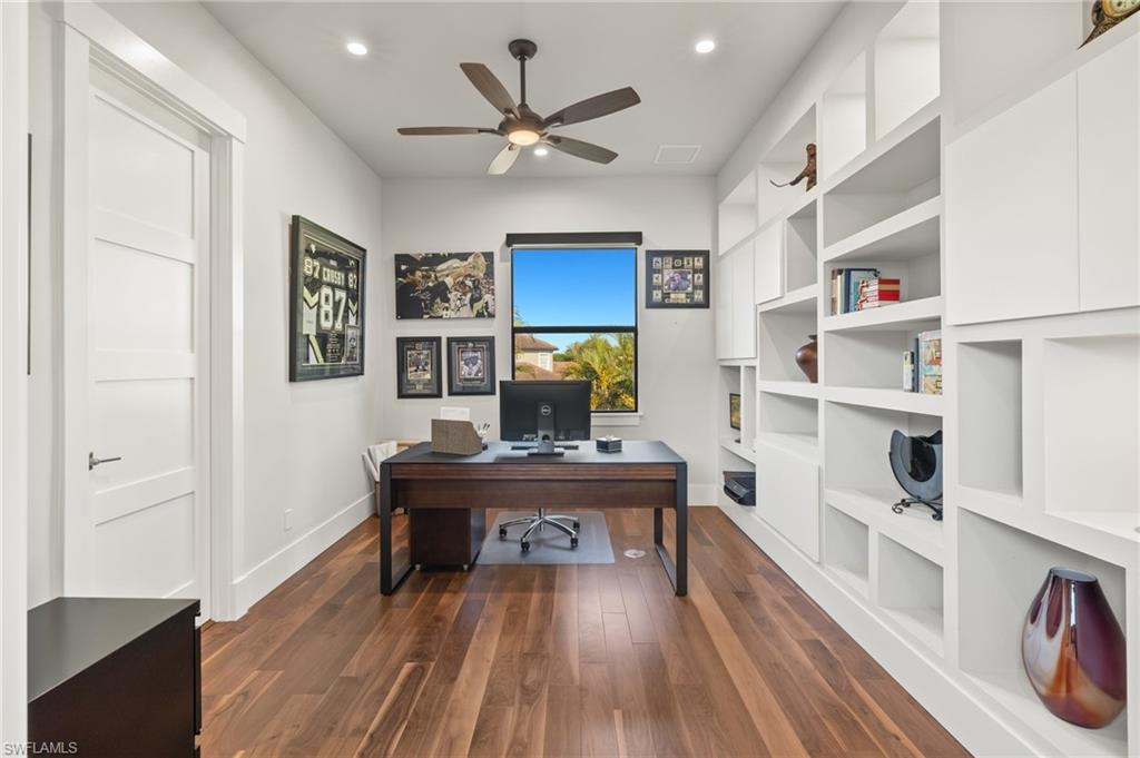 TOWN AND RIVER - Residential