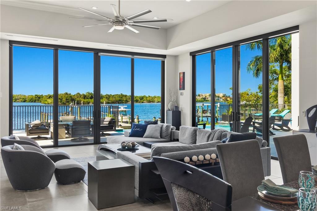 TOWN AND RIVER - Residential