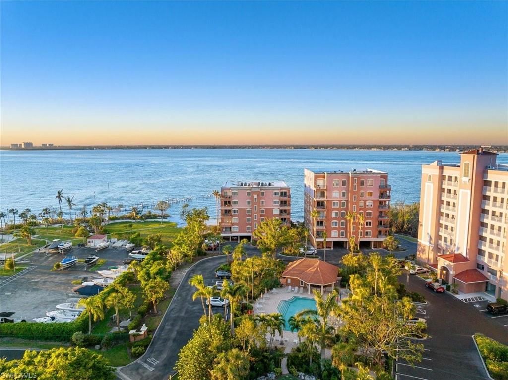 HARBOR PLACE - Residential