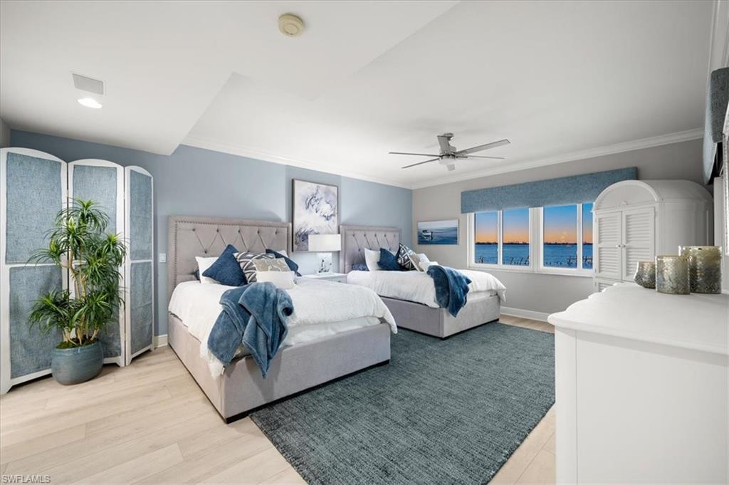 HARBOR PLACE - Residential