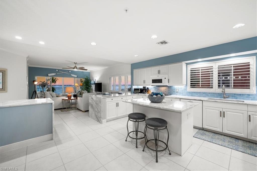 HARBOR PLACE - Residential