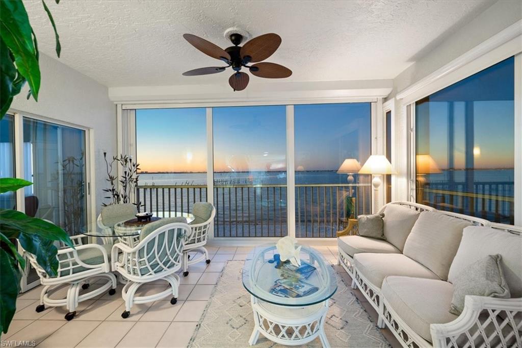 HARBOR PLACE - Residential