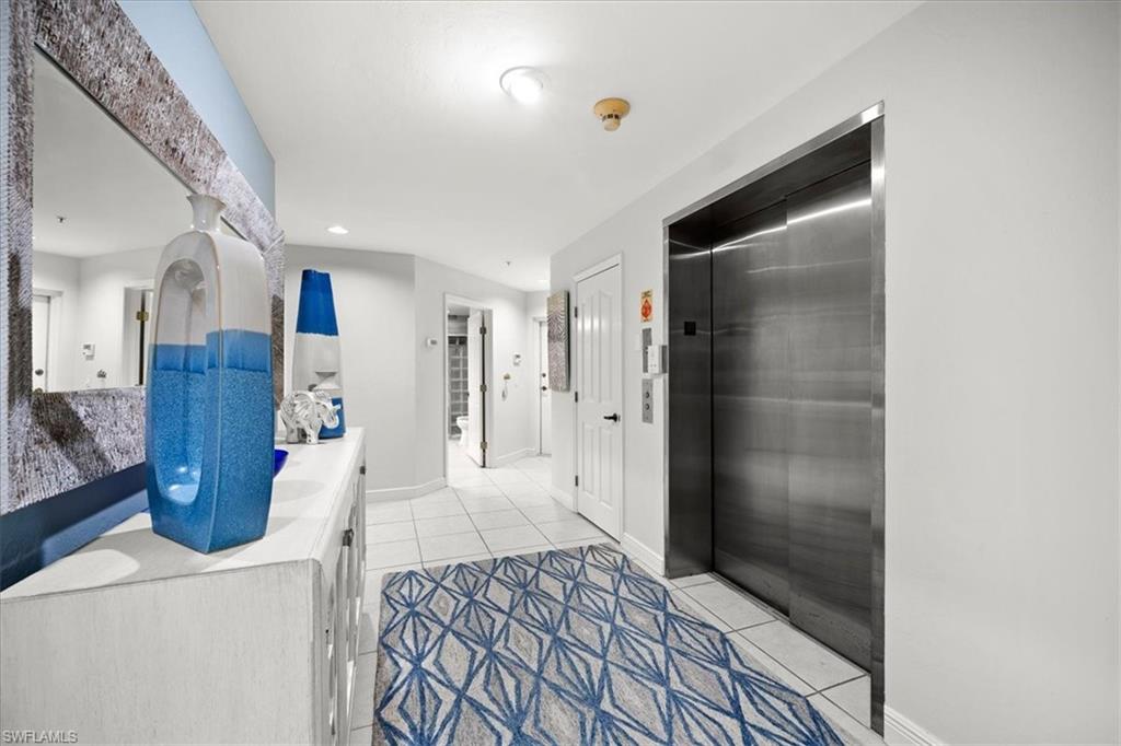 HARBOR PLACE - Residential