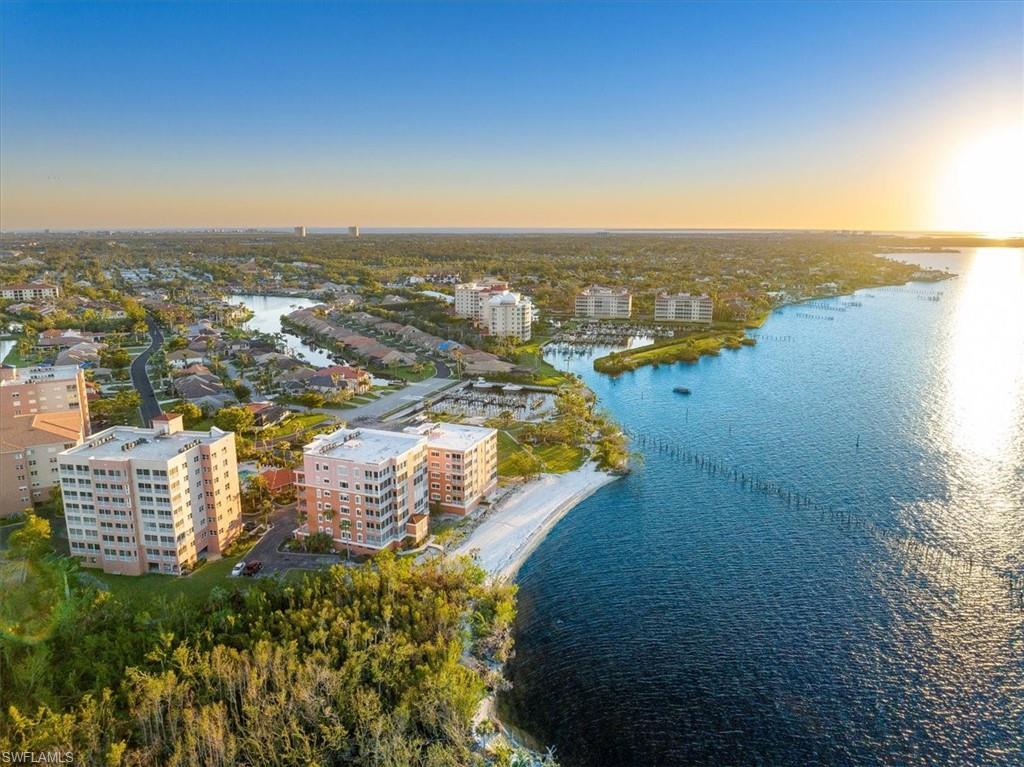 HARBOR PLACE - Residential