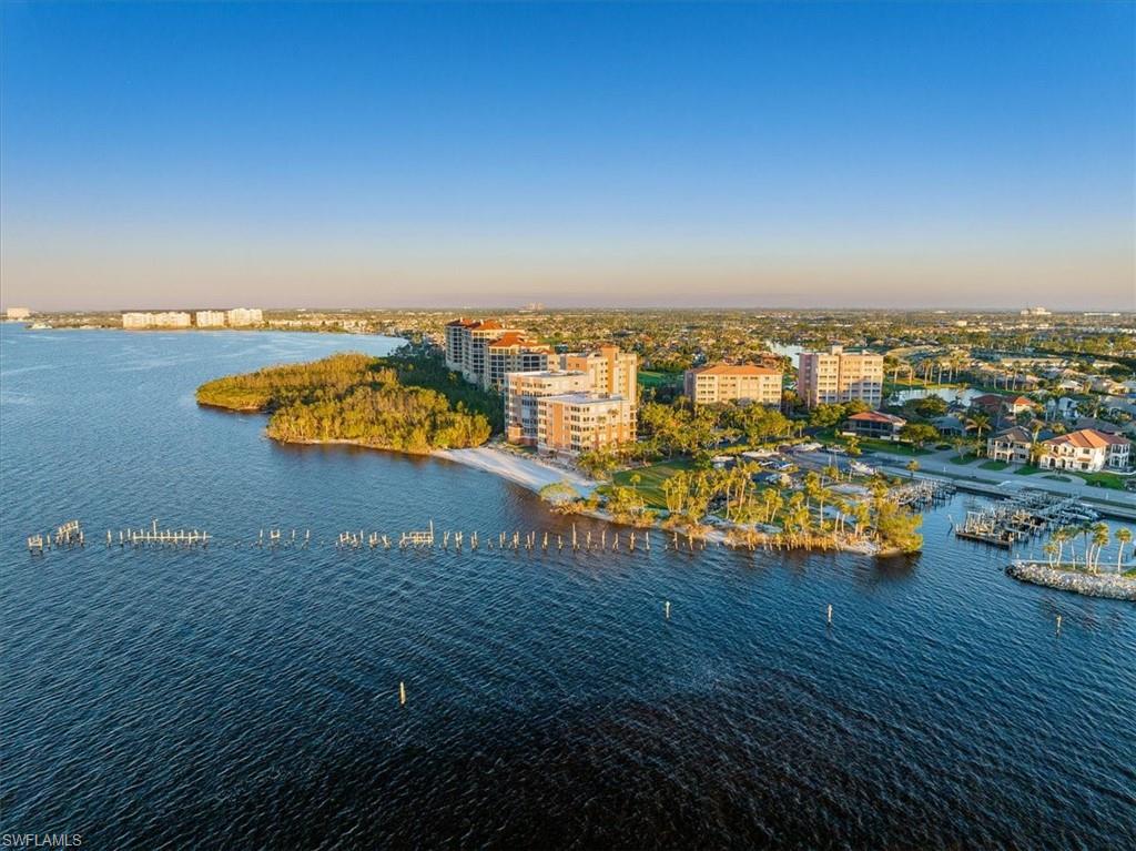 HARBOR PLACE - Residential