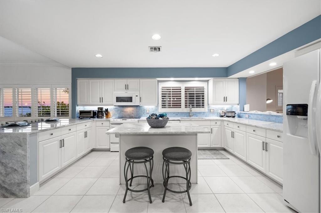 HARBOR PLACE - Residential