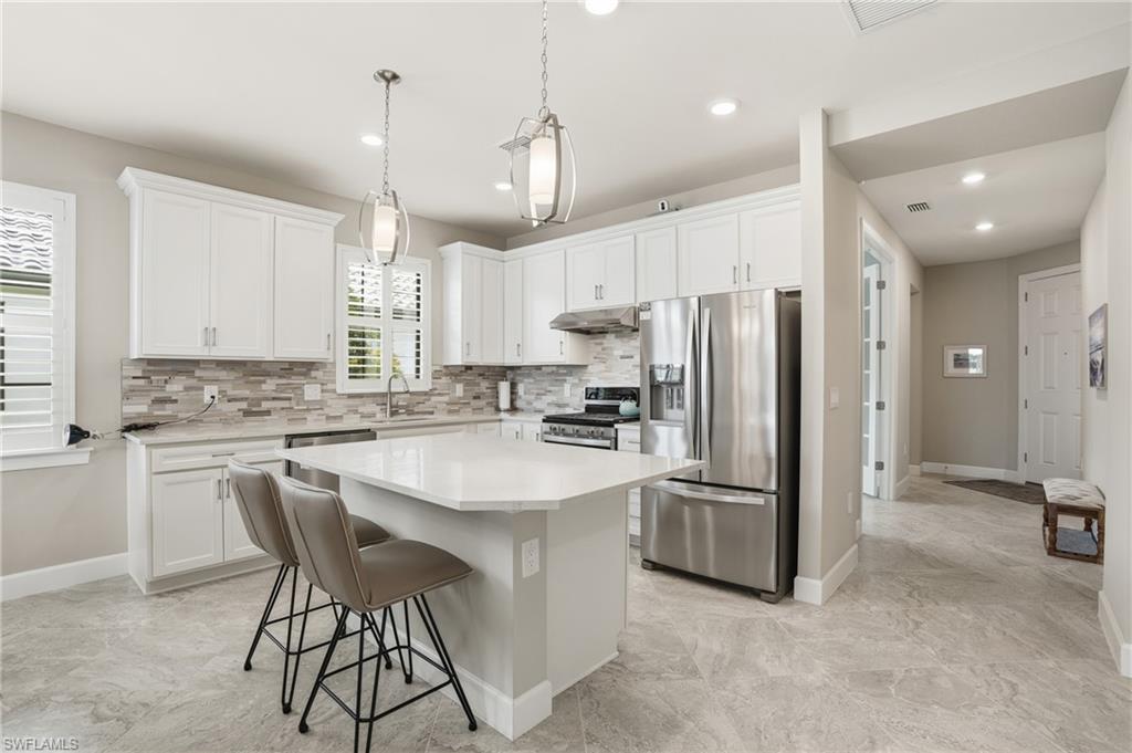 ESPLANADE LAKE CLUB - Residential Lease