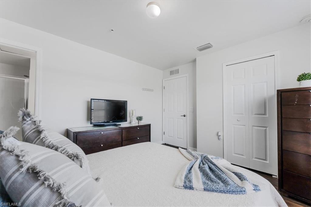 THE VISTAS - Residential