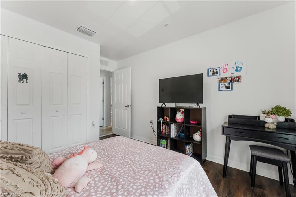 THE VISTAS - Residential