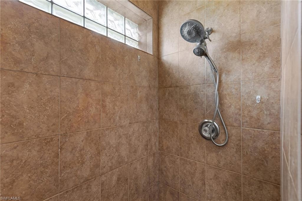 PUNTA GORDA - Residential