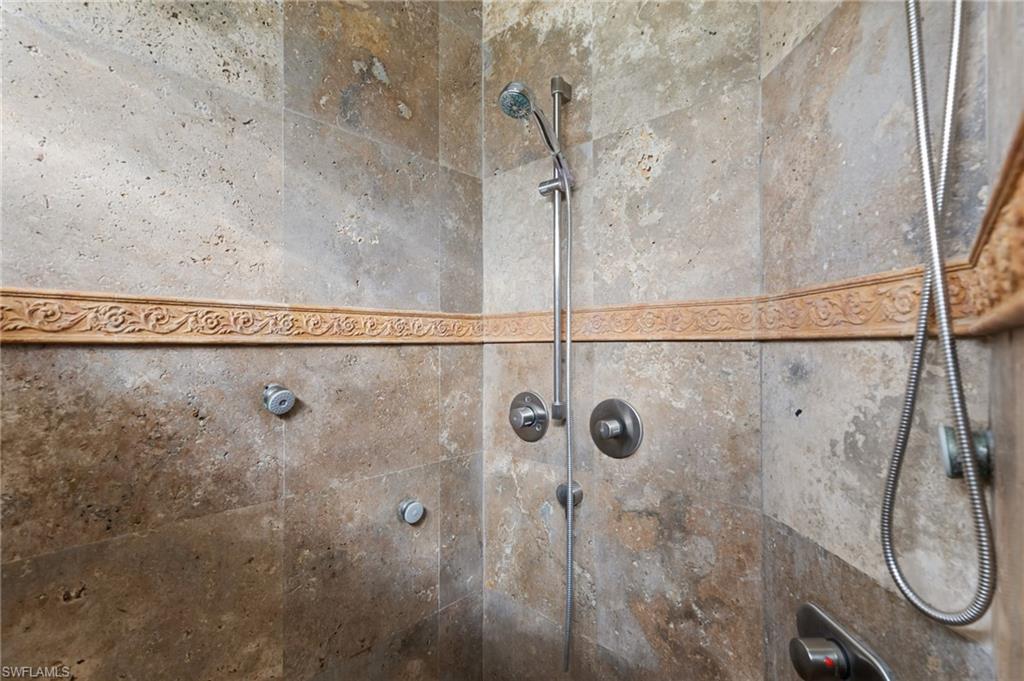 PUNTA GORDA - Residential