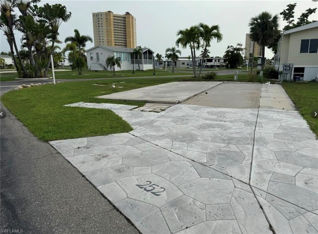 PALMETTO PALMS R V - Land