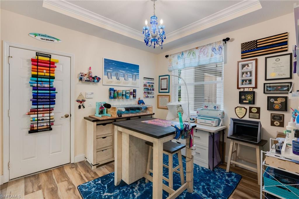 CATALINA ISLES - Residential