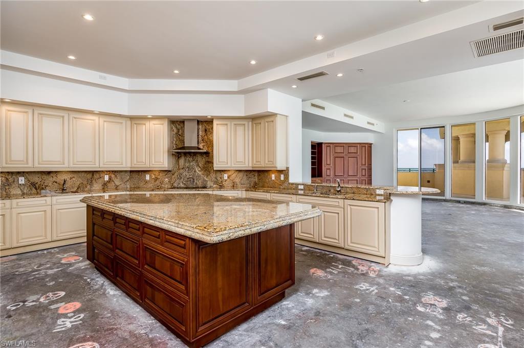 BELIZE - Residential