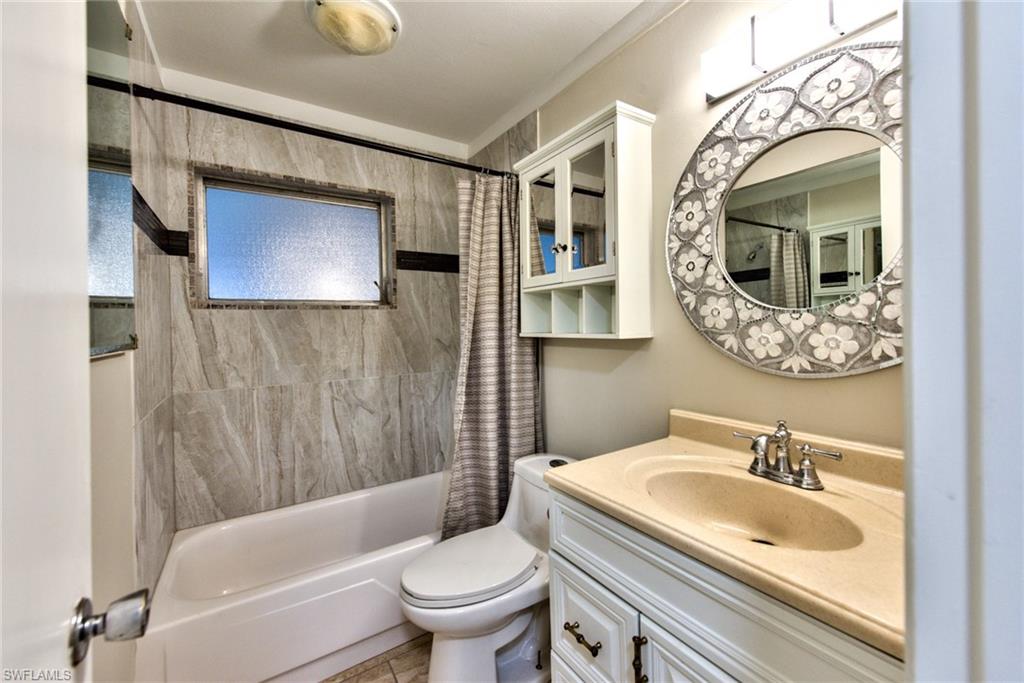 SAN CARLOS PARK - Residential