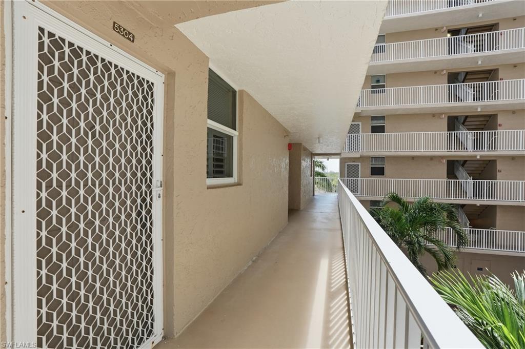 BEACH AND TENNIS CLUB - Residential