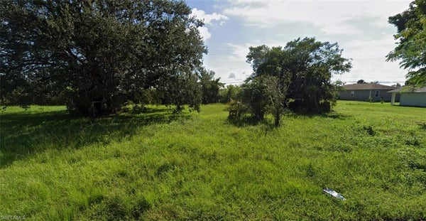 2043 JAYLEN WATKINS ST, FORT MYERS, FL 33916 - Image 39d8fba4e786609fe0d9fc0112790469/2014398286