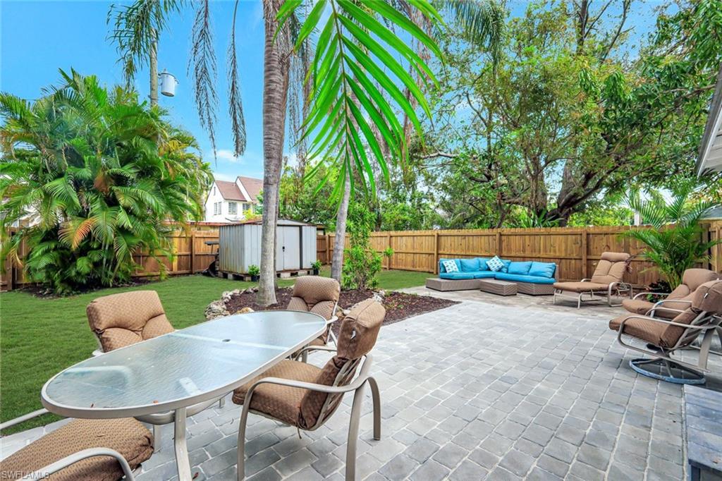 DEAN PARK - Residential