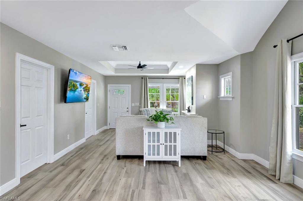 DEAN PARK - Residential